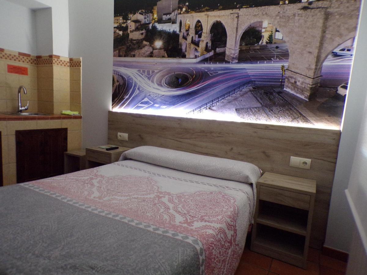 Hostal Serruchi Teruel Eksteriør billede