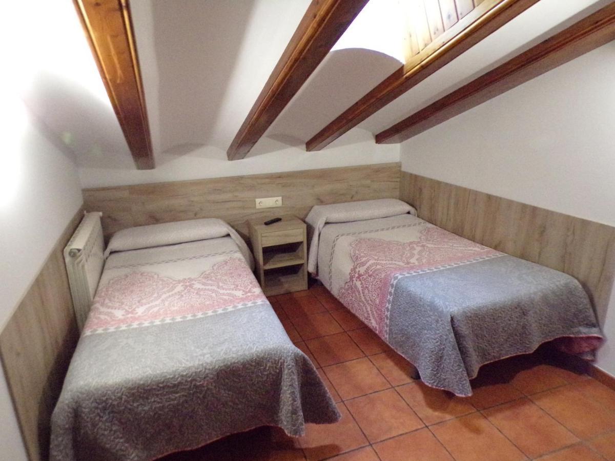 Hostal Serruchi Teruel Eksteriør billede